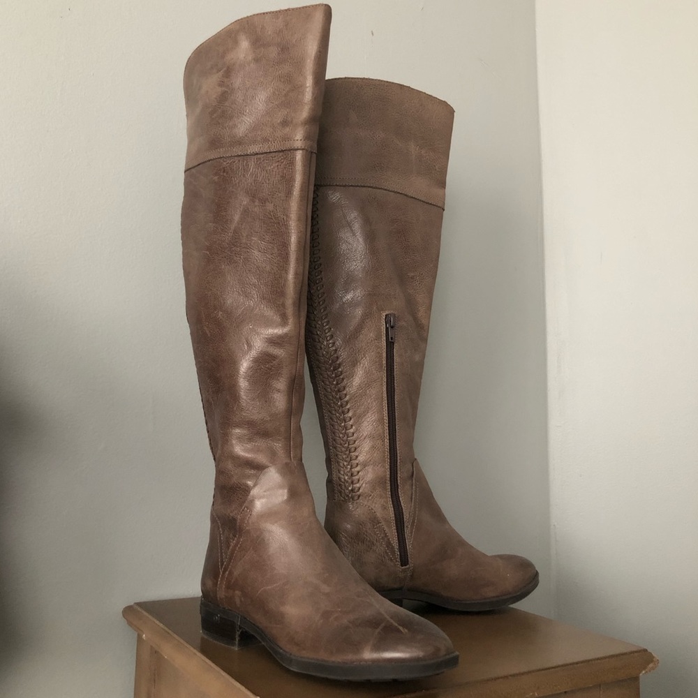 Vince Camuto Pedra Bomber Grey Distressed Boot 6.5